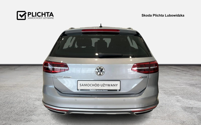 Volkswagen Passat cena 136900 przebieg: 69862, rok produkcji 2019 z Przemków małe 562